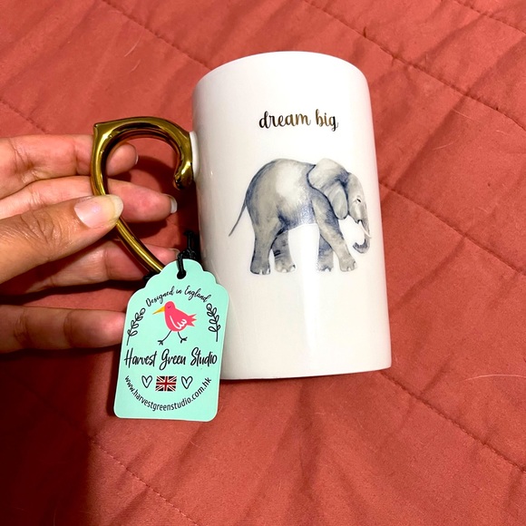 “Dream big” Slim elephant mug with gold holder. - Picture 3 of 4